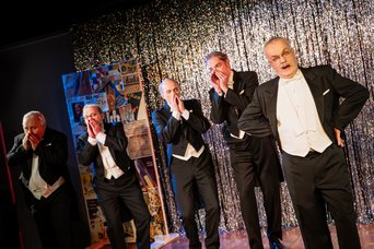 Szene aus »Irgendwo auf der Welt … – Die Geschichte der Comedian Harmonists«