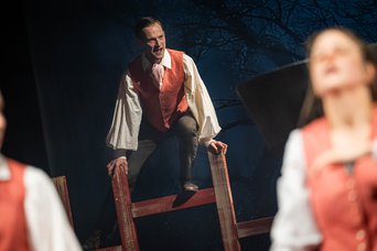 Szene aus »Die Lungenschwimmprobe«