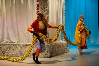 Szene aus »Ein Riese allein hebt noch keinen Mond an den Himmel«