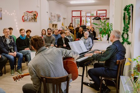 »opera mobile« im Welcome Treff mit Michael Zehe und Tino Fiebig © Anna Kolata