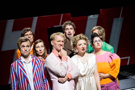 Szene aus »Sein oder Nichtsein (To Be or Not To Be)« © Anna Kolata