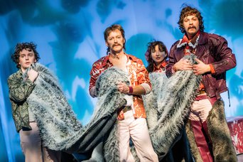 Szene aus »Mutter Vater Rind«