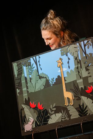 »Nashorn und Giraffe - eine Liebeskomödie«