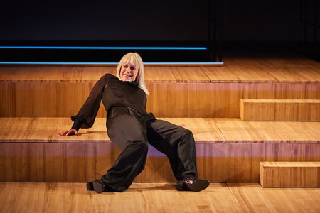 Szene aus »Der Besuch der alten Dame« © Martin Patze