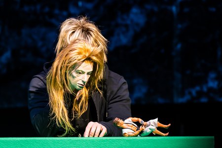 Szene aus »Viel Lärm um nichts« © Anna Kolata