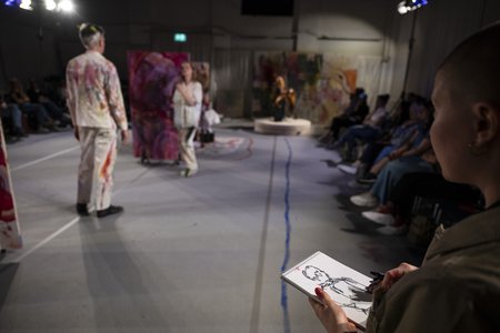Szene aus »Fräulein Julie in Arbeit« © Falk Wenzel