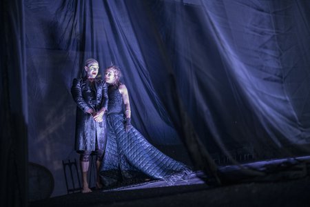 Szene aus»Trilogie der Unschuld« © Falk Wenzel