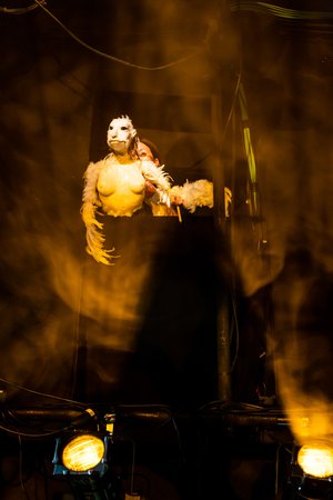 »Der schwarze Salon - Ohne Dunkelheit sind wir blind« © Anna Kolata