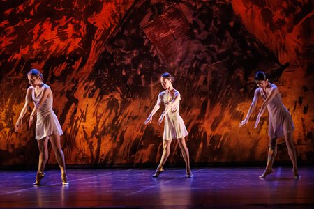 Szene aus »Annonciation | La stravaganza« © Yan Revazov