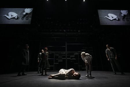 Szene aus »Vorwärts! Wir sind vergessen« © Falk Wenzel