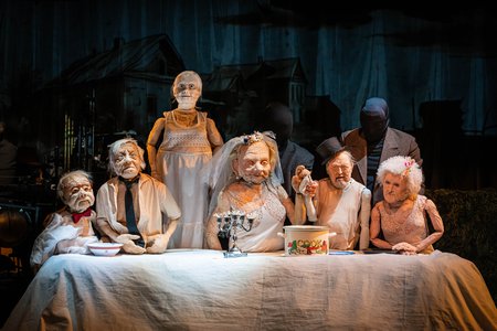 Szene aus »Baba Dunjas letzte Liebe« © Anna Kolata